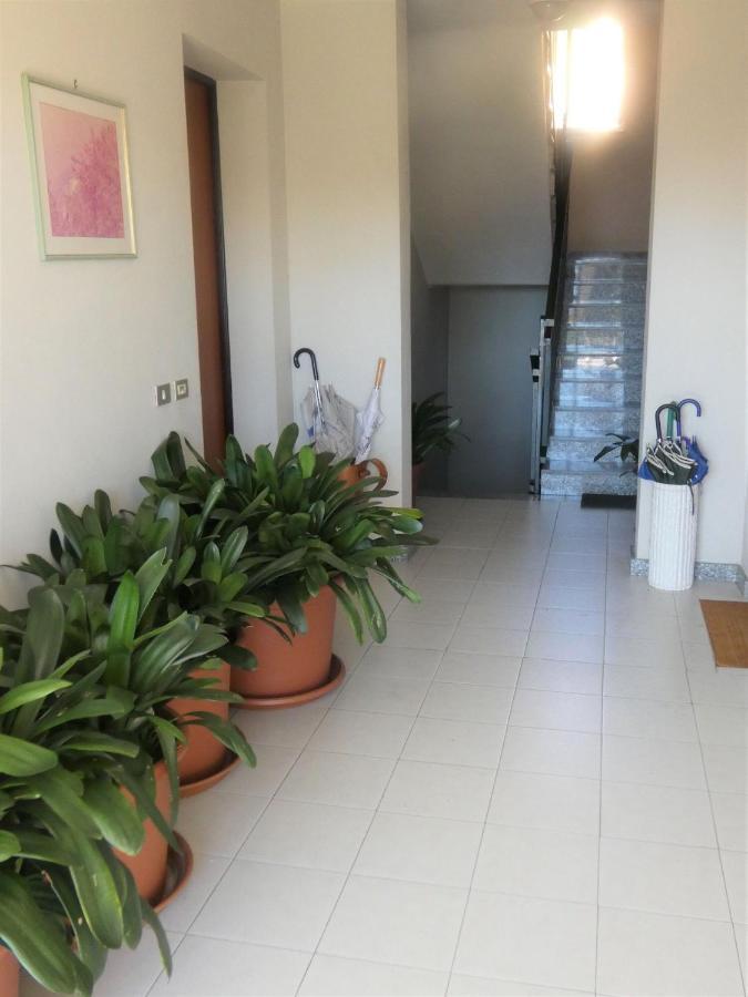 Casa Clivia - 3 Bedroom Apartment With Lake View ストレーザ エクステリア 写真