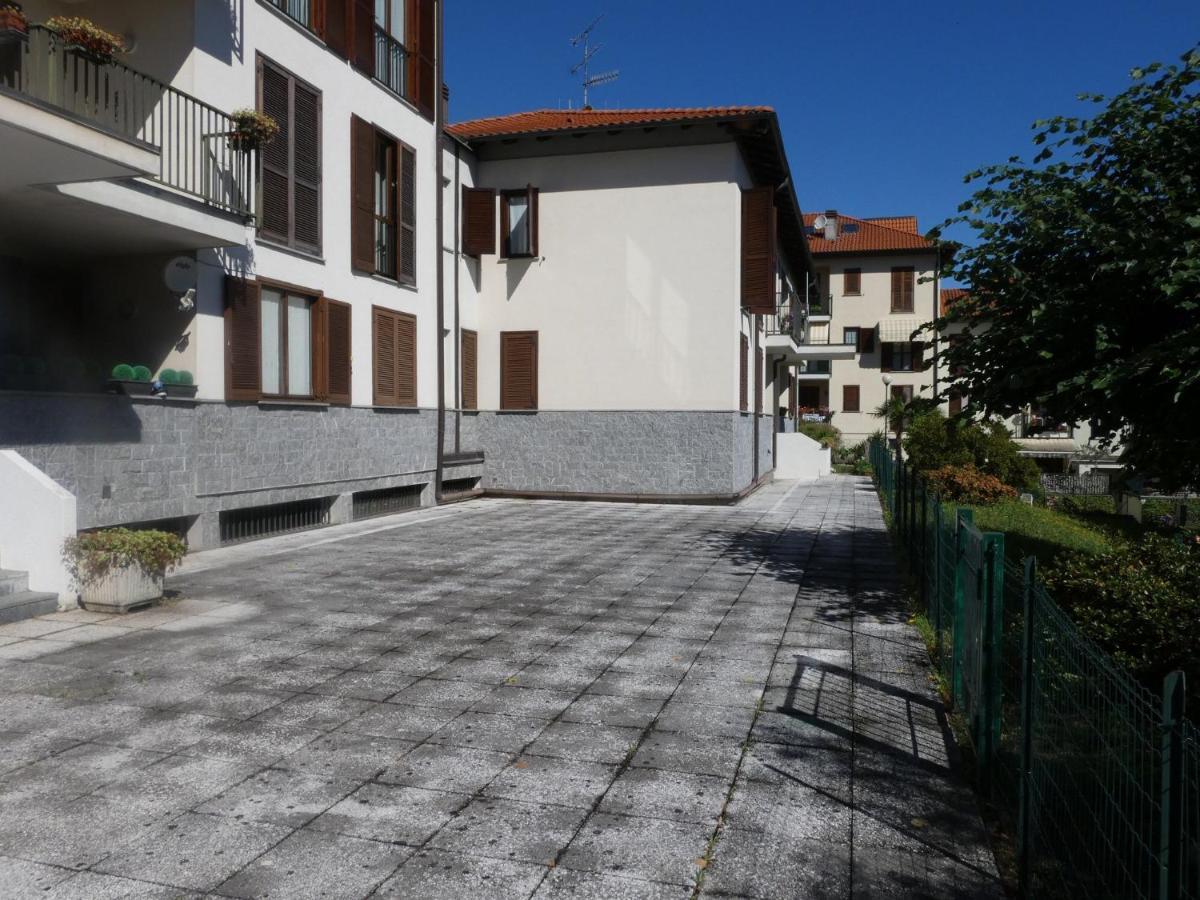 Casa Clivia - 3 Bedroom Apartment With Lake View ストレーザ エクステリア 写真