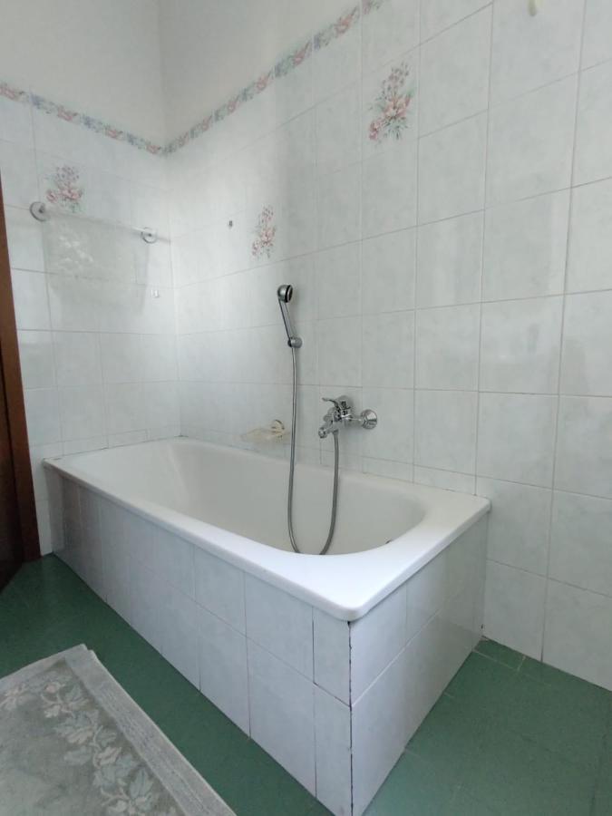 Casa Clivia - 3 Bedroom Apartment With Lake View ストレーザ エクステリア 写真